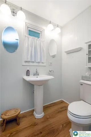 Main Bathroom