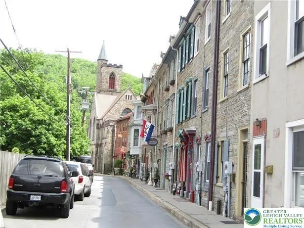 Race St. Jim Thorpe