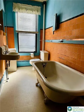 Full bathroom