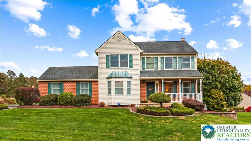 A Perfect 4 Bed 3 Bath Home awaits you!