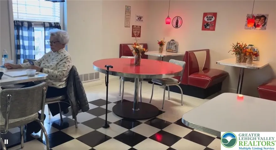 The 50's Room can be used for your private parties!