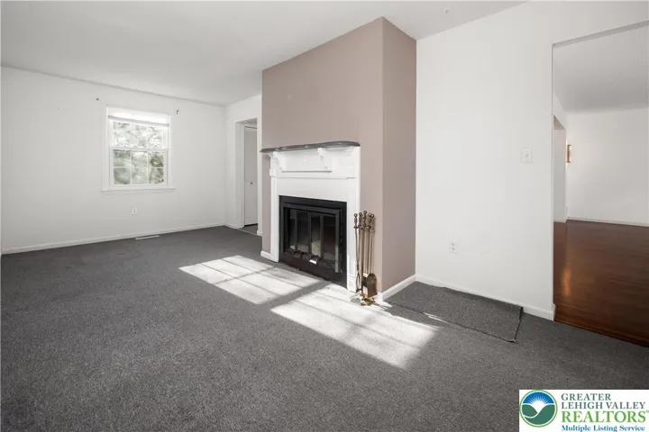 Den/ Study/Office/Playroom