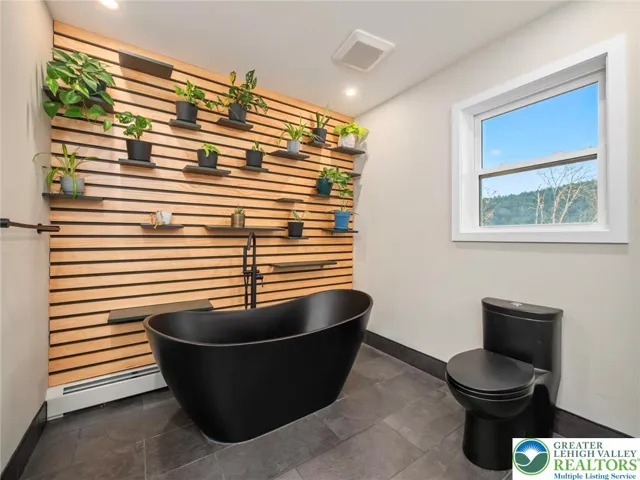 PVirtually Staged primary Bathroom Soaking Tub