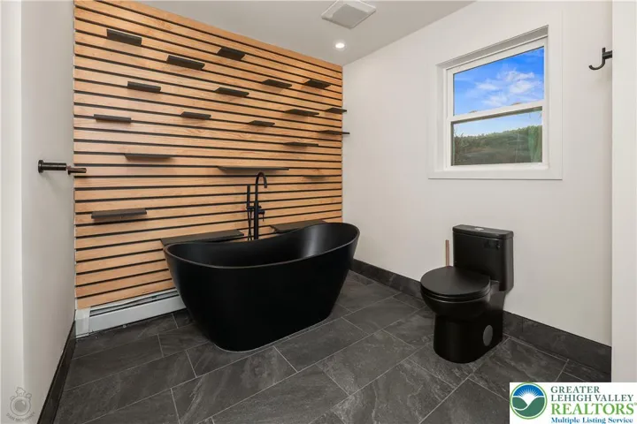 Soaking Tub