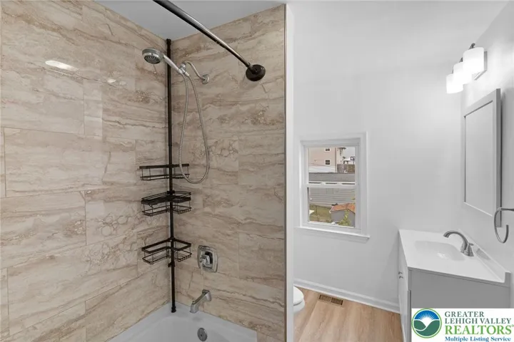 2nd FL Full Bathroom