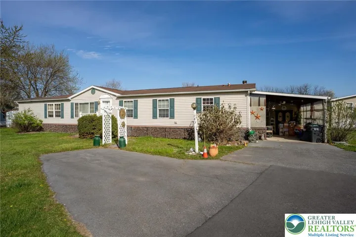 Carport and Extra Parking