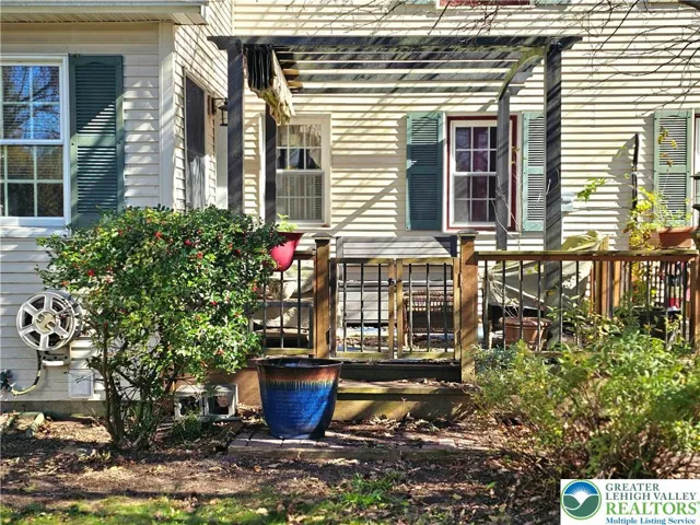 Side deck/extended family