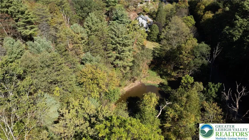 Expansive private location