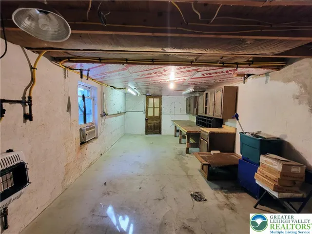 Large heated workshop