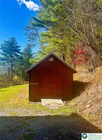 Large shed behind the house