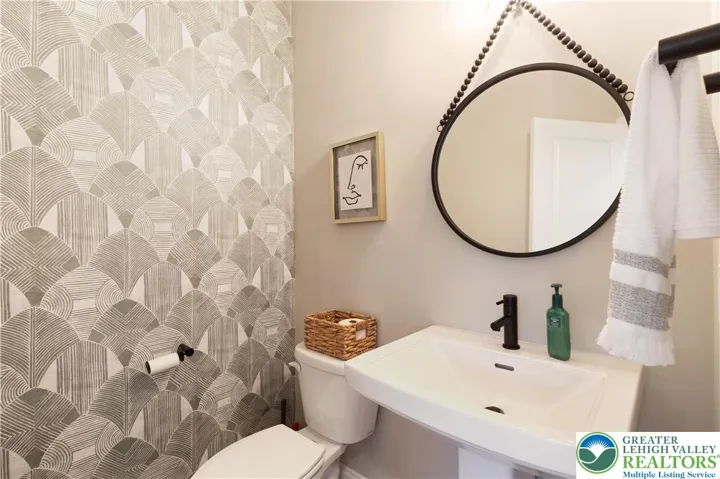 powder Room *Photos are of a previously built model home. Features, finishes, and options may vary*