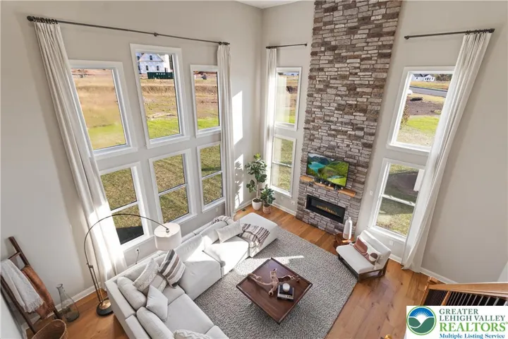 Great Room *Photos are of a previously built model home. Features, finishes, and options may vary*