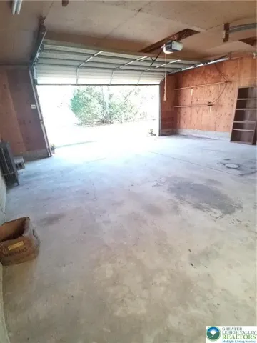 Nice sized 2 car garage