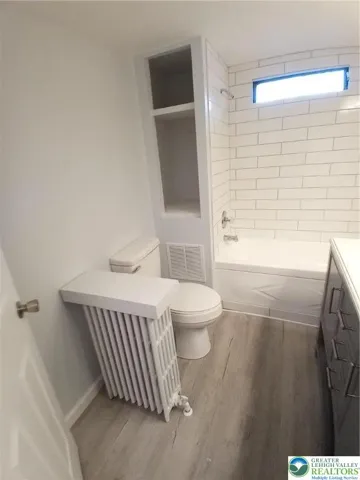 Another view of 2nd full bath