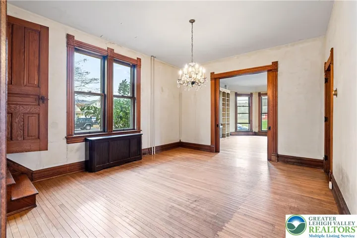 Original hardwood floors