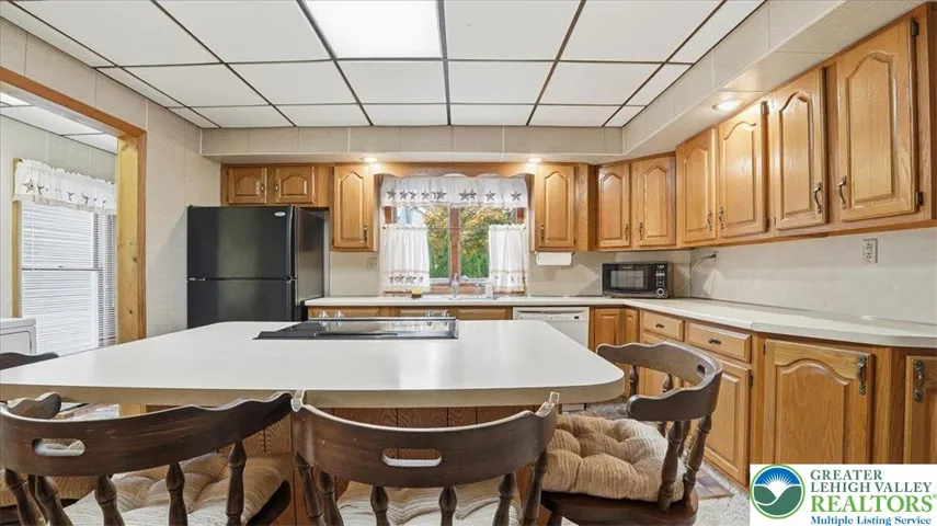 Nice size kitchen