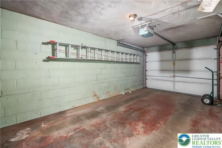 One Car Garage