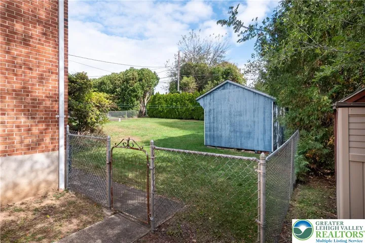 Fenced Yard