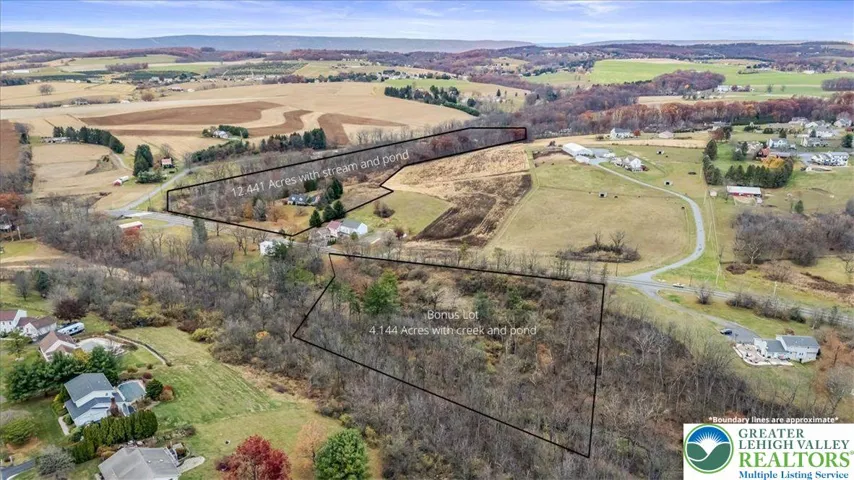 2 streams, 2 ponds, Over 16 acres!