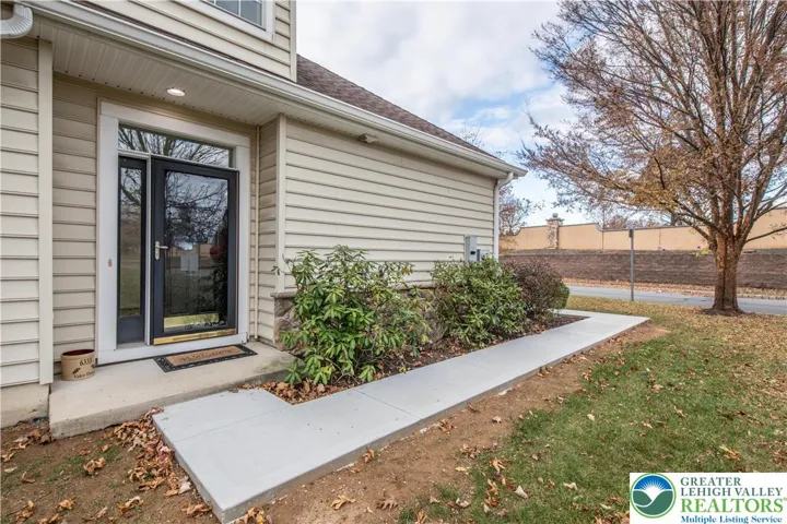 New Sidewalks to the front door