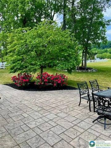 Owner's Seasonal Photo