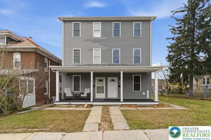 113 Lehigh Ave - Left Side