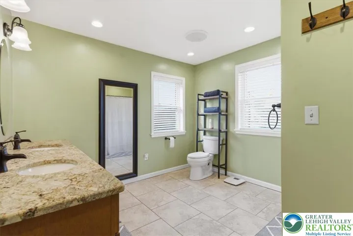 Primary Bath - 2nd Floor