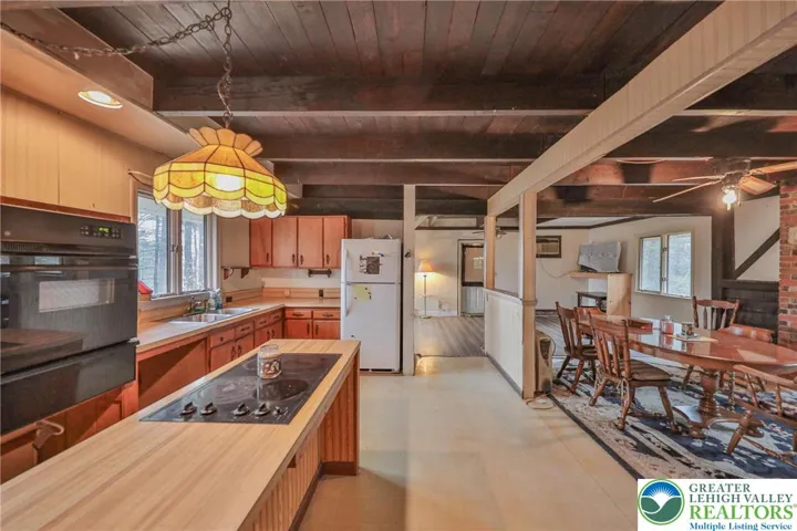 Center counter island