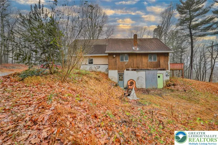 Welcome Home To Your Hideaway!