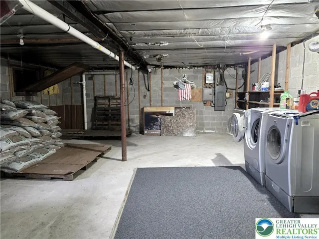 Lower Level Storage/Laundry