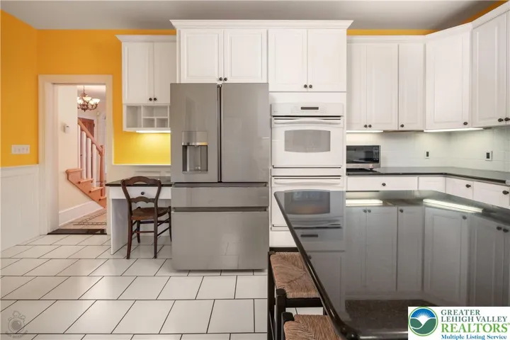 Granite Counters and Tile Floor