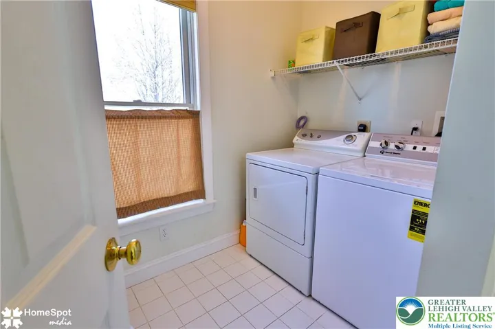  Main - MBR Laundry Area