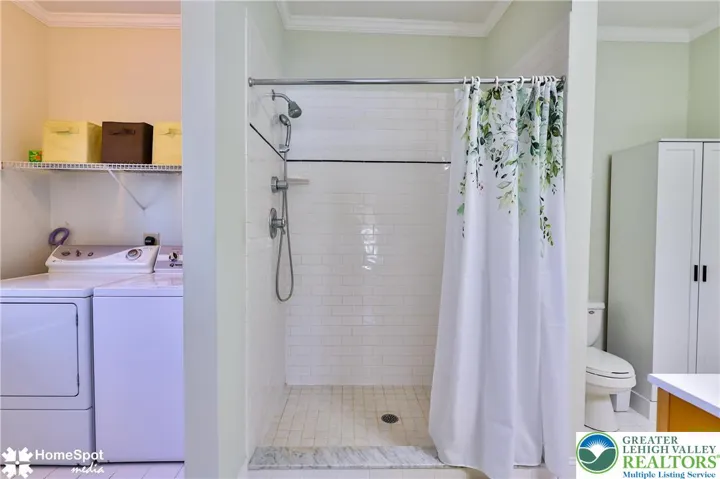 Main - MBR Bathroom with Ground Level Shower