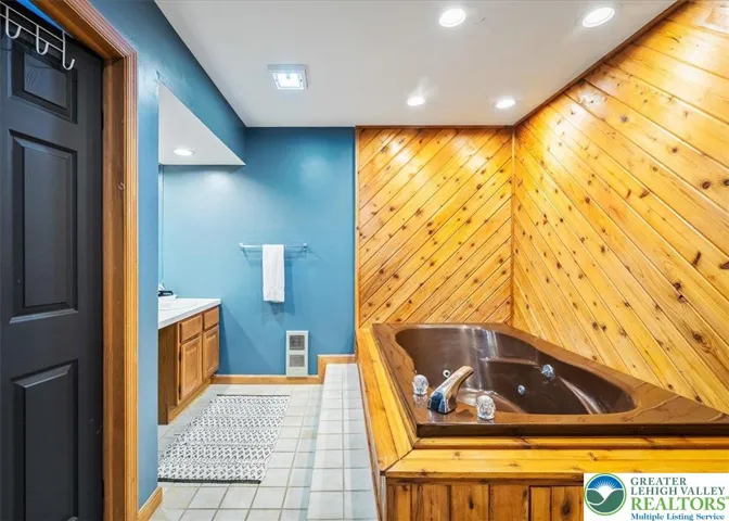 Primay Bathroom