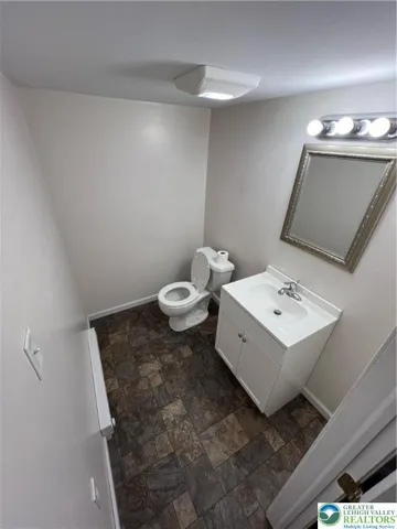 1/2 bath