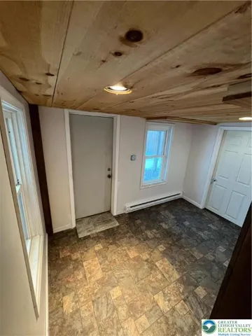 Lower level mud room