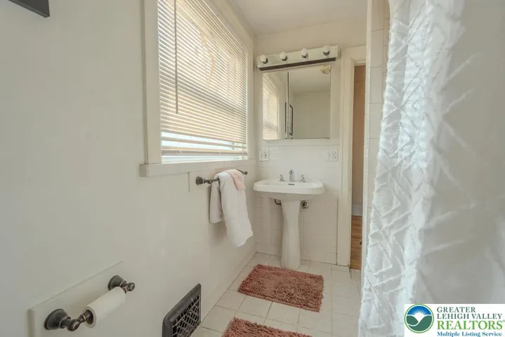 Full bathroom
