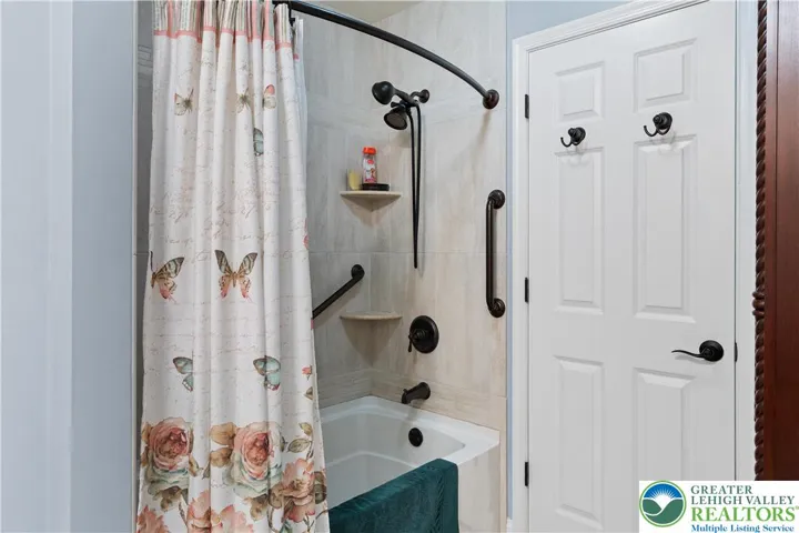 Master Shower