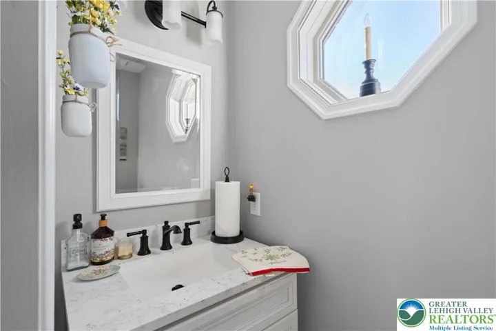 Half Bath, 2nd Floor