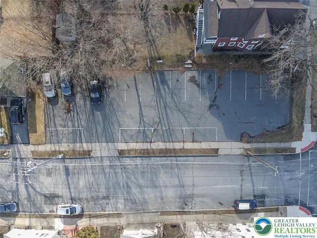 Parking Lot for 20 Vehicles