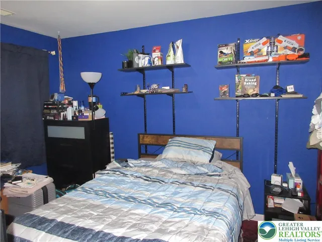 First floor office/bedroom