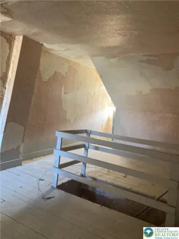 attic bedroom