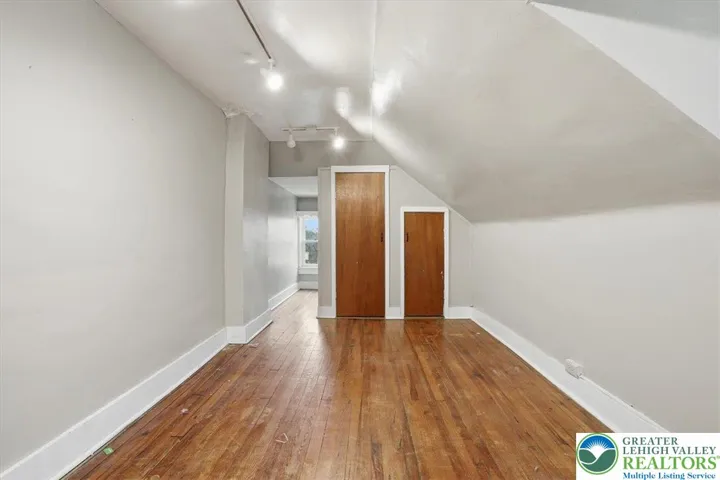 4th bedroom *Attic