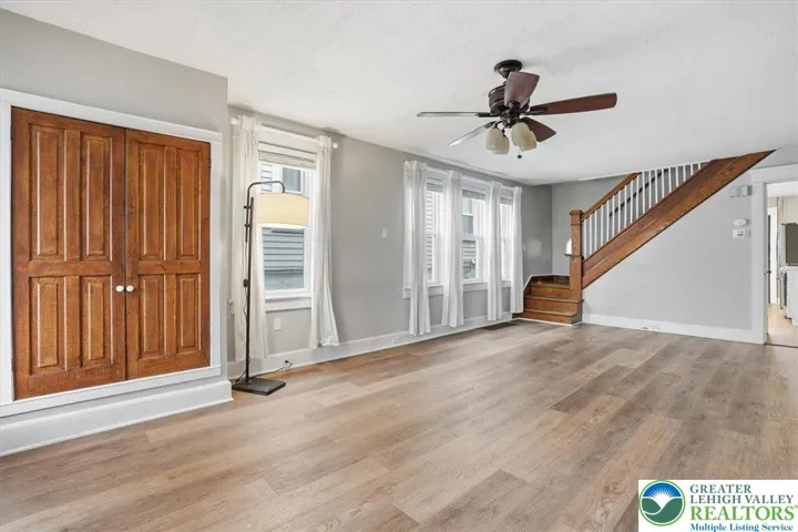 Living Room/Dining area