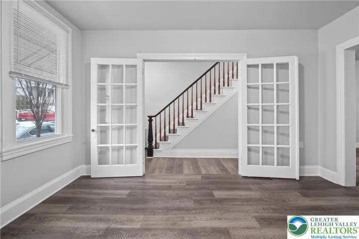 Living Room with double glass doors