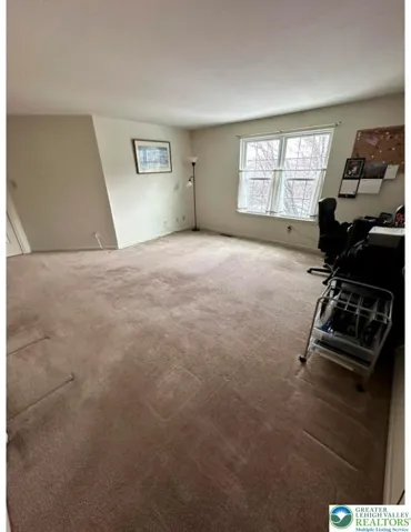 bonus room/4th bedroom