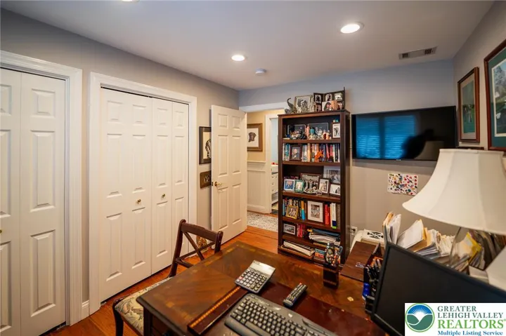 1st floor office/bedroom
