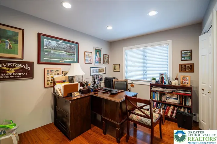 1st floor office/bedroom