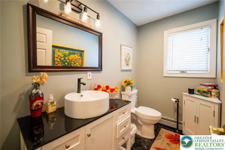 Powder room