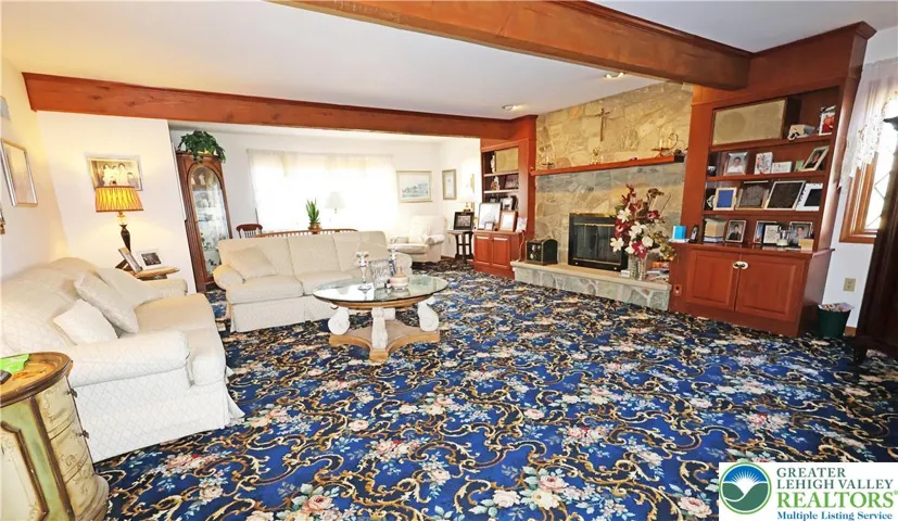 Living room with fireplace insert